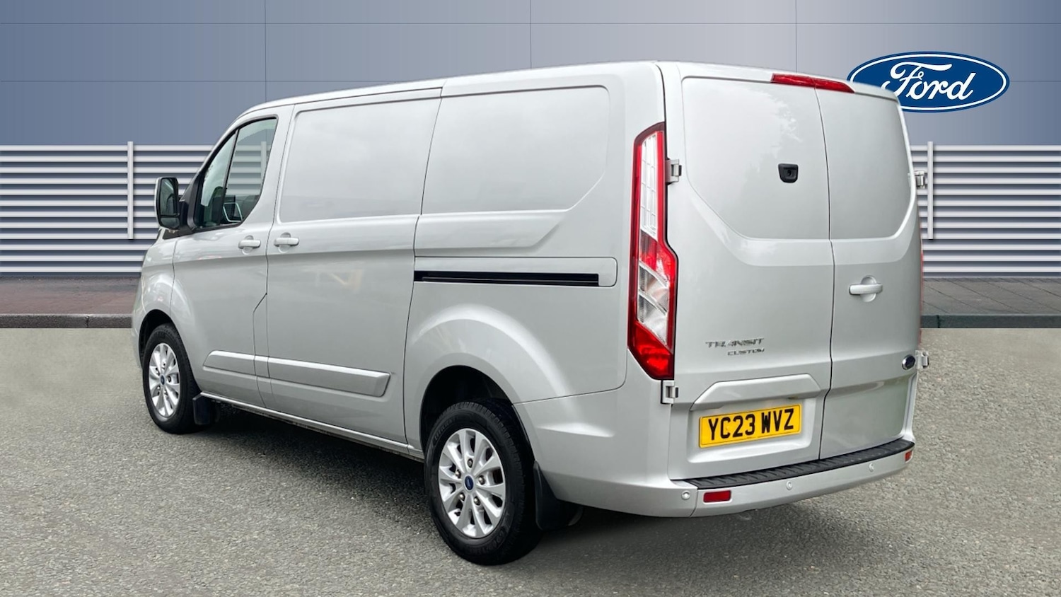 Used Ford Transit Custom 2023 for sale - 76286763: Photo 2