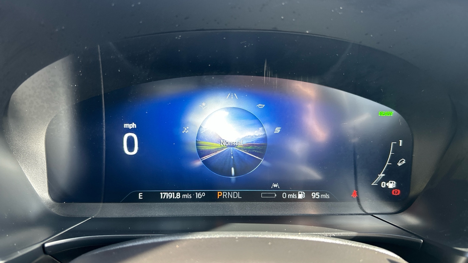 Used Ford Kuga 2024 for sale - 77950305: Photo 31