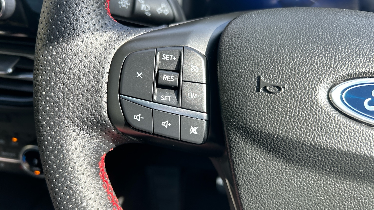 Used Ford Kuga 2024 for sale - 77950305: Photo 36