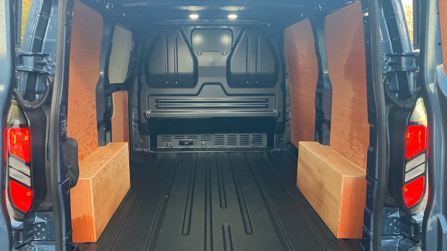 Used Ford Transit Custom 2025 for sale - 76637572: Photo 12