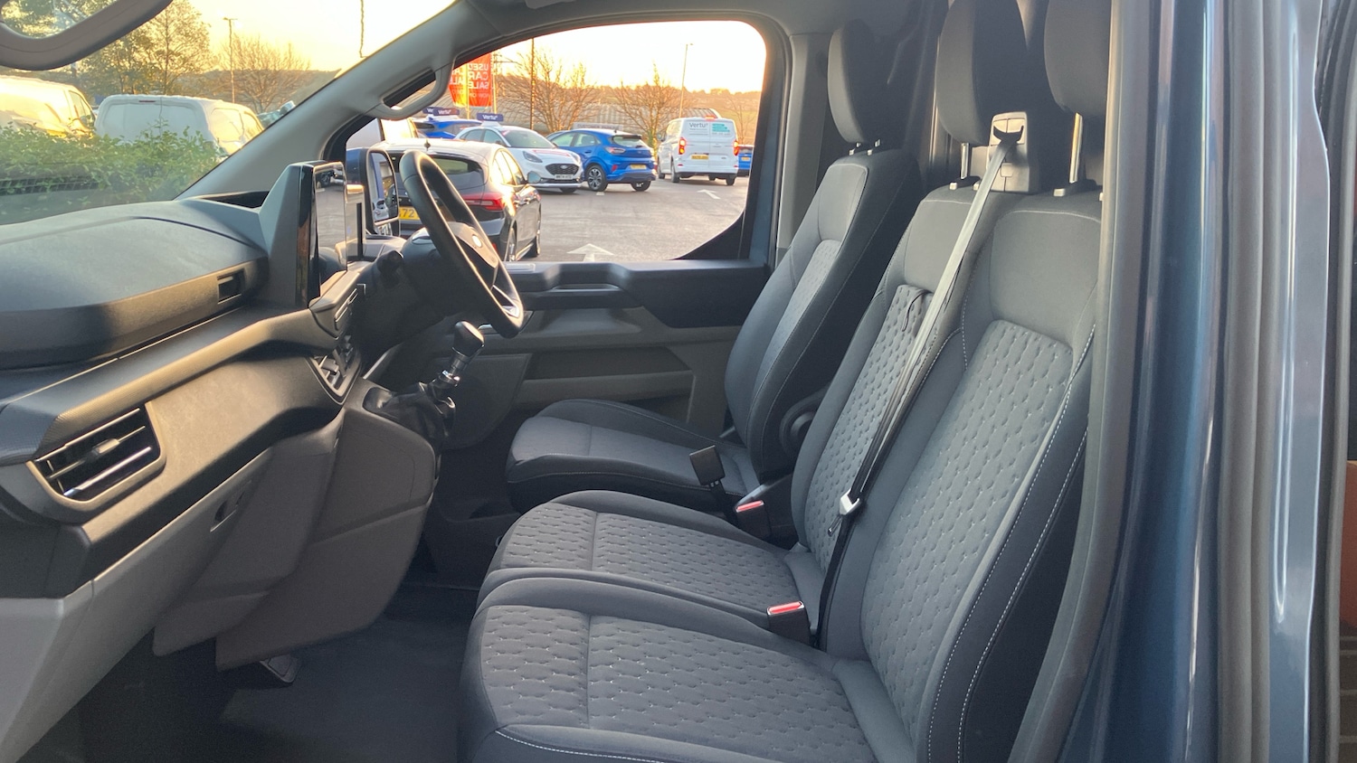 Used Ford Transit Custom 2025 for sale - 76637572: Photo 13