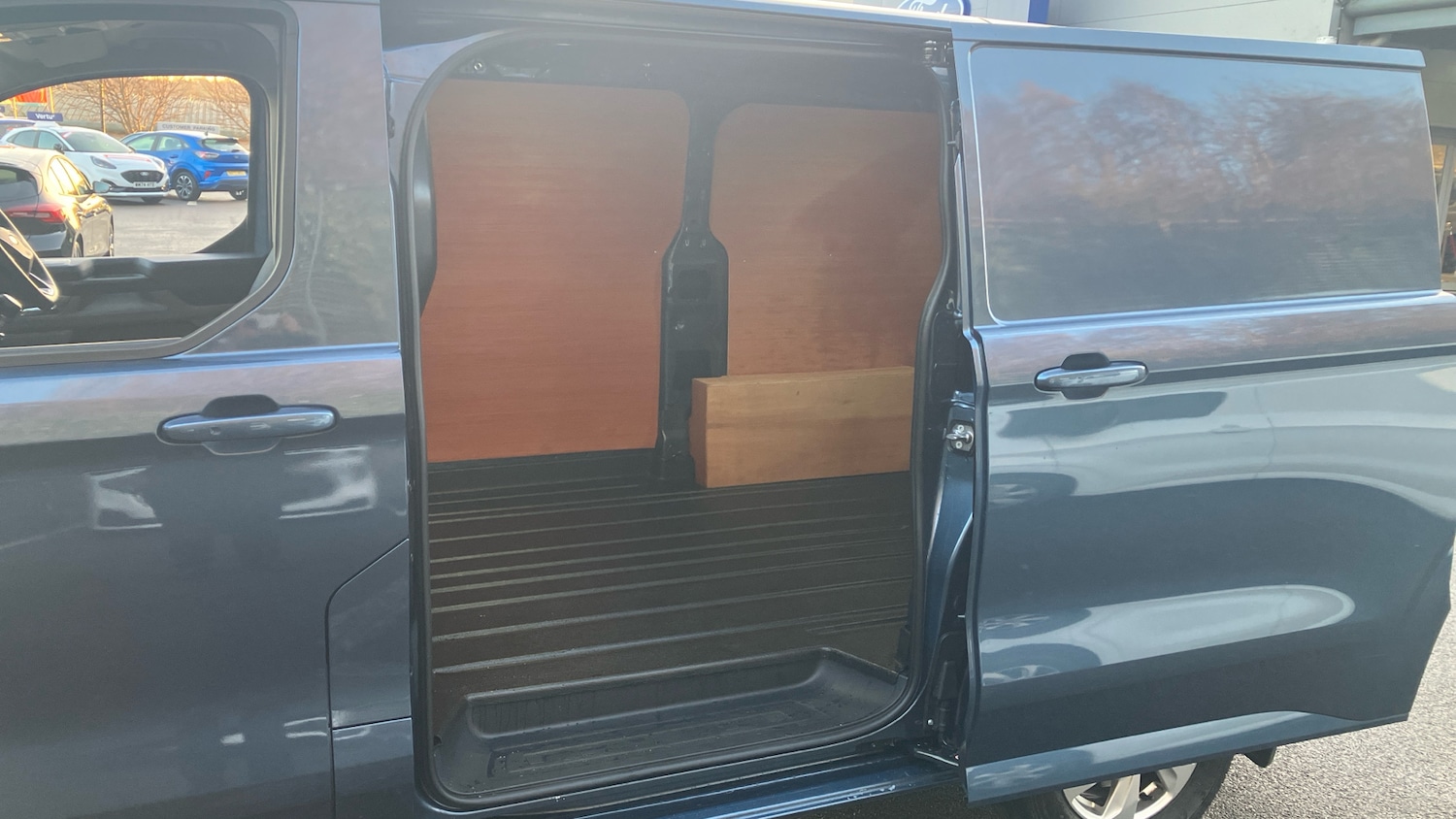 Used Ford Transit Custom 2025 for sale - 76637572: Photo 5