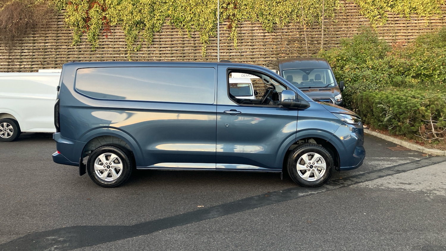 Used Ford Transit Custom 2025 for sale - 76637572: Photo 9