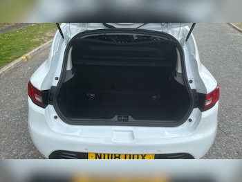 Used Renault Clio 2018 for sale - 78414613: Photo