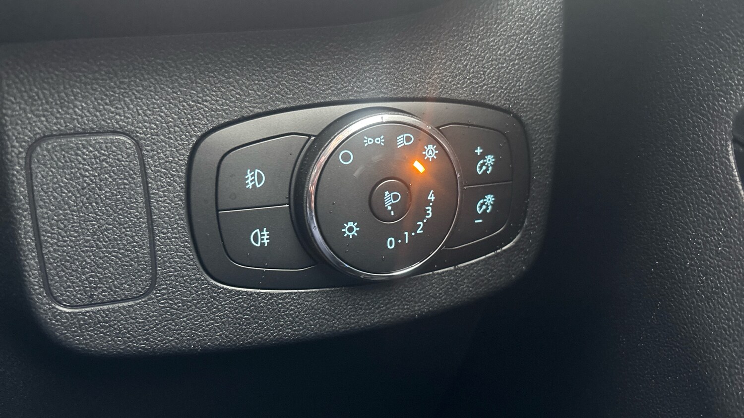 Used Ford Puma 2024 for sale - 77893200: Photo 32