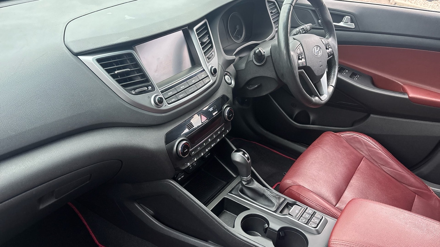 Used Hyundai TUCSON 2018 for sale - 76405139: Photo 9