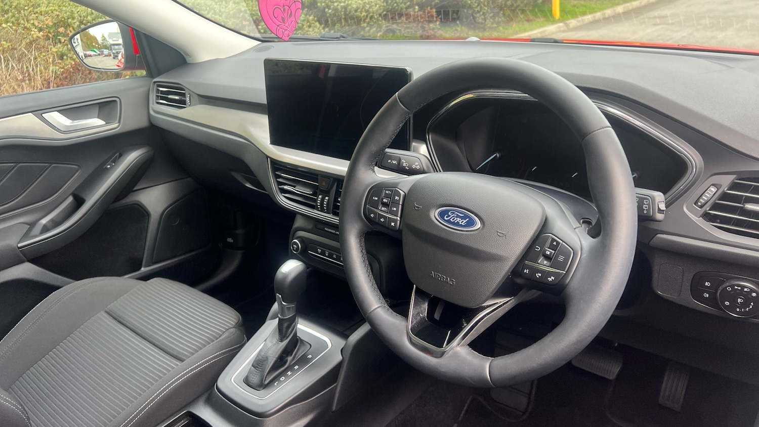 Used Ford Focus 2023 for sale - 76421784: Photo 11