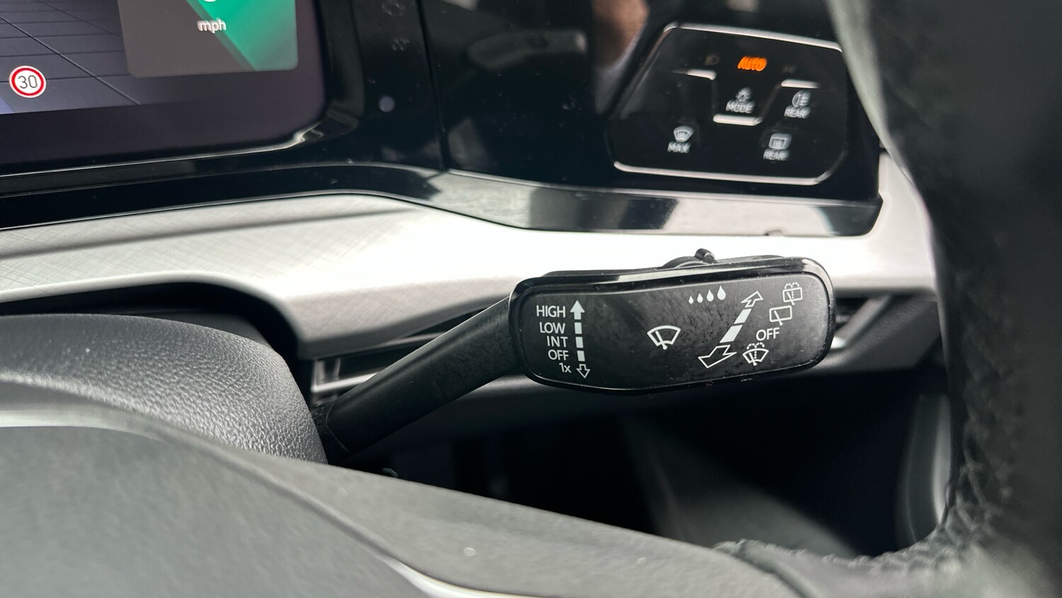 Used Volkswagen Golf 2020 for sale - 78155240: Photo 24