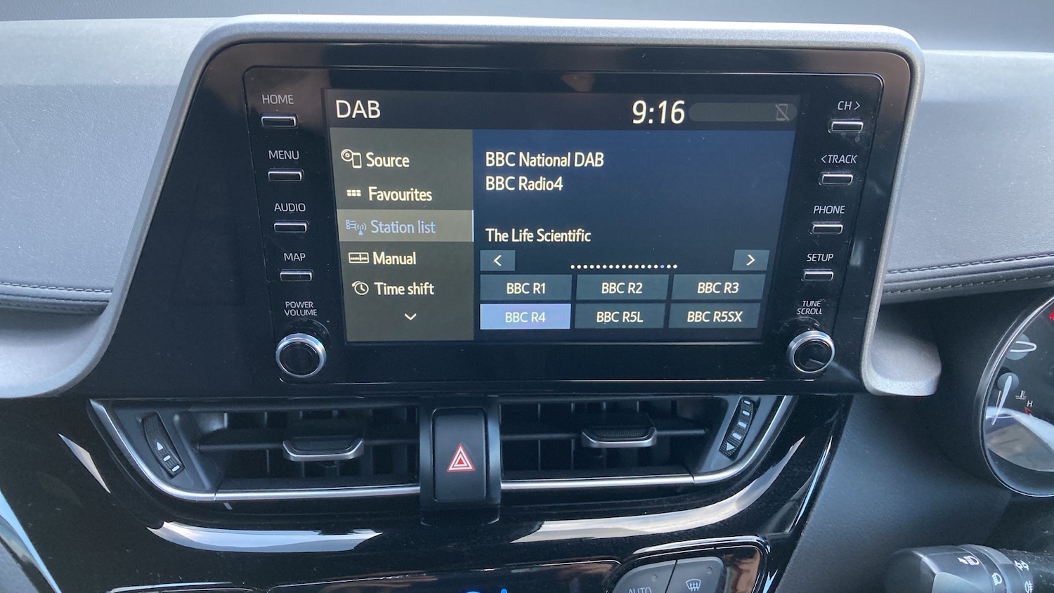 Used Toyota C-HR 2021 for sale - 76736406: Photo 11