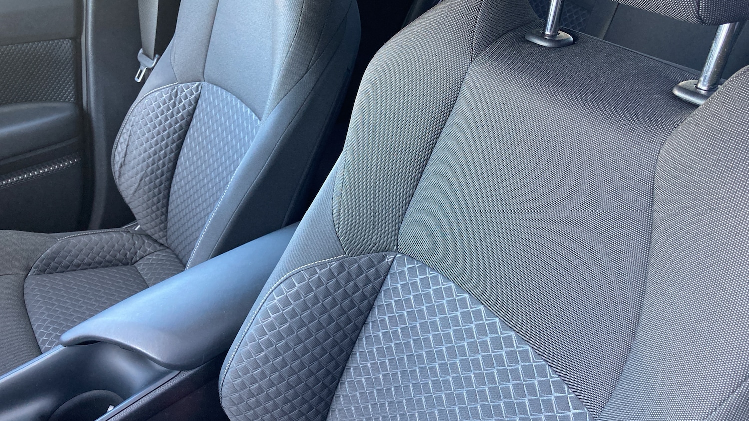 Used Toyota C-HR 2021 for sale - 76736406: Photo 14