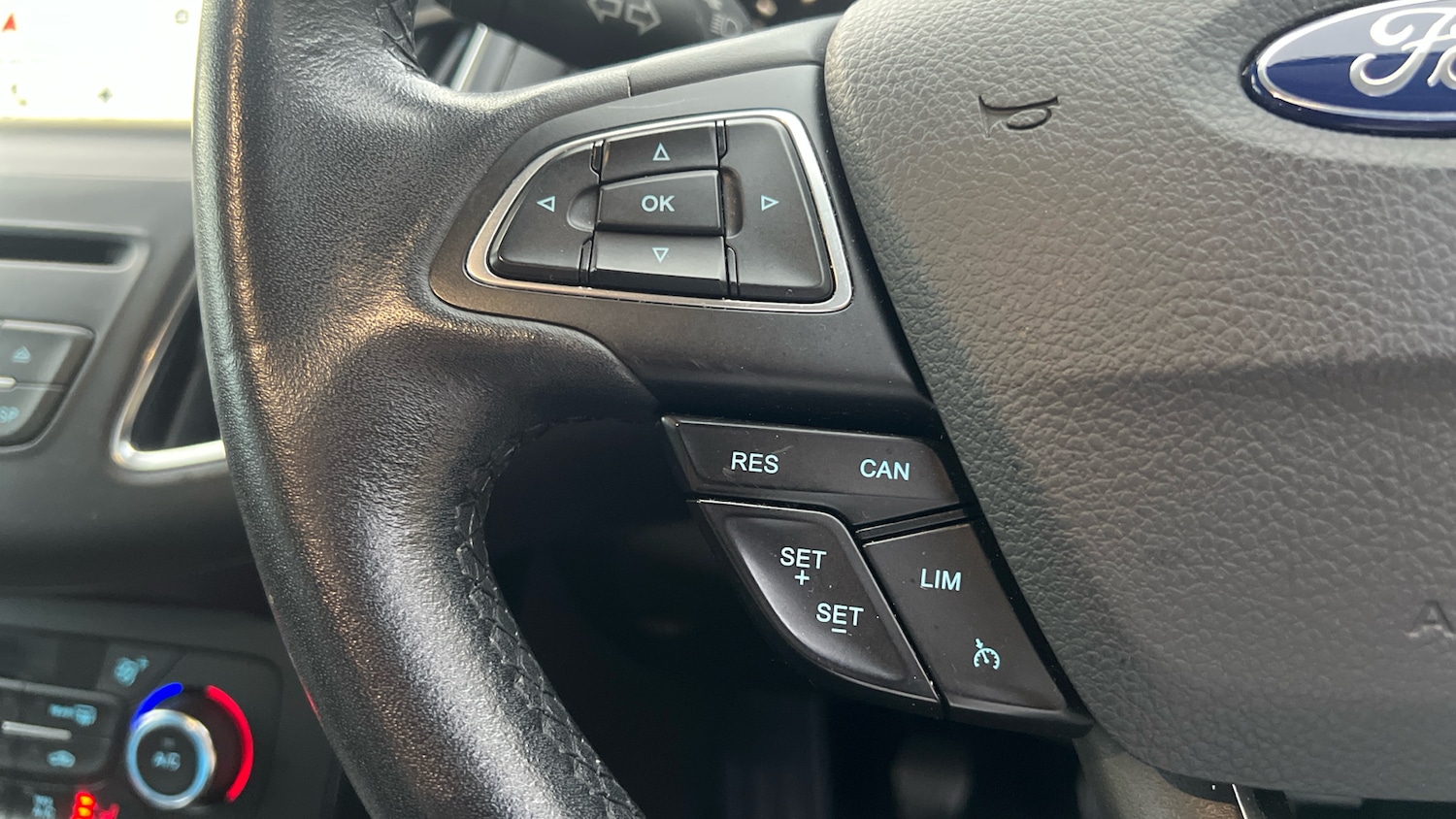 Used Ford Focus 2017 for sale - 76669092: Photo 27