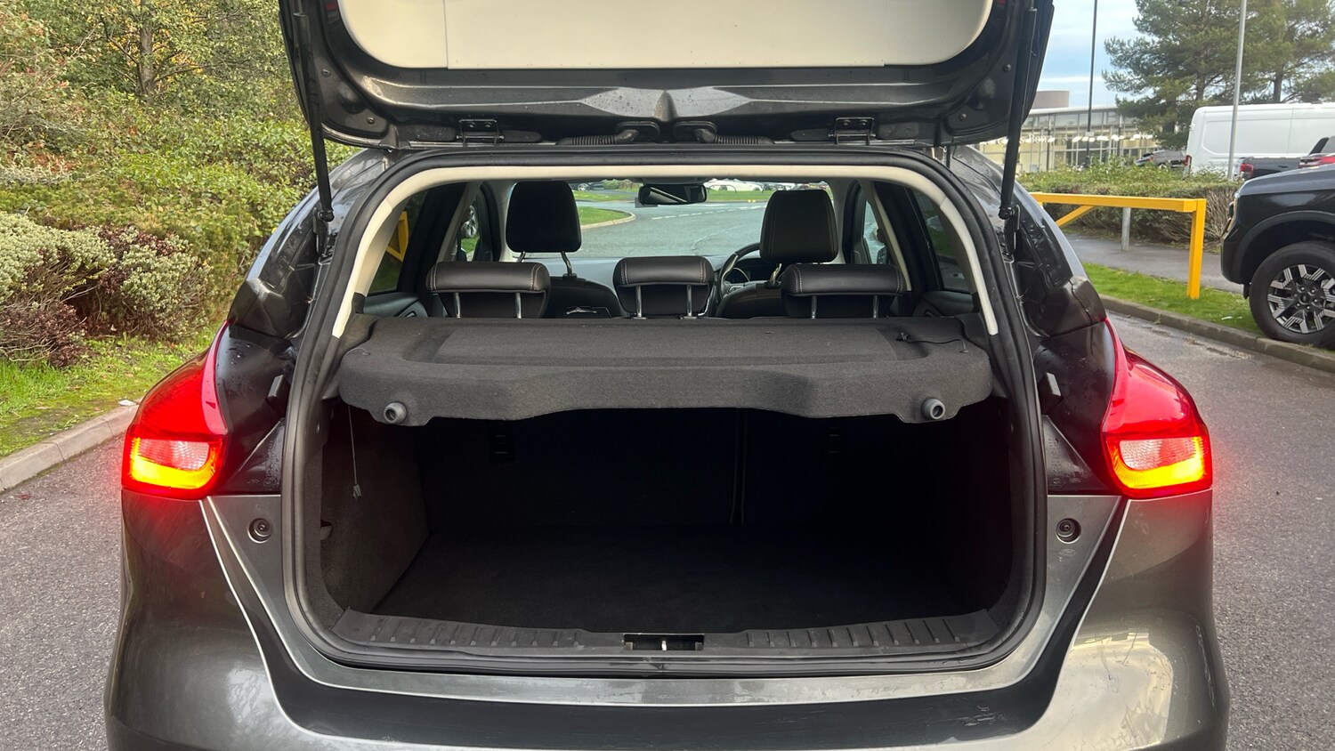 Used Ford Focus 2017 for sale - 76669092: Photo 4