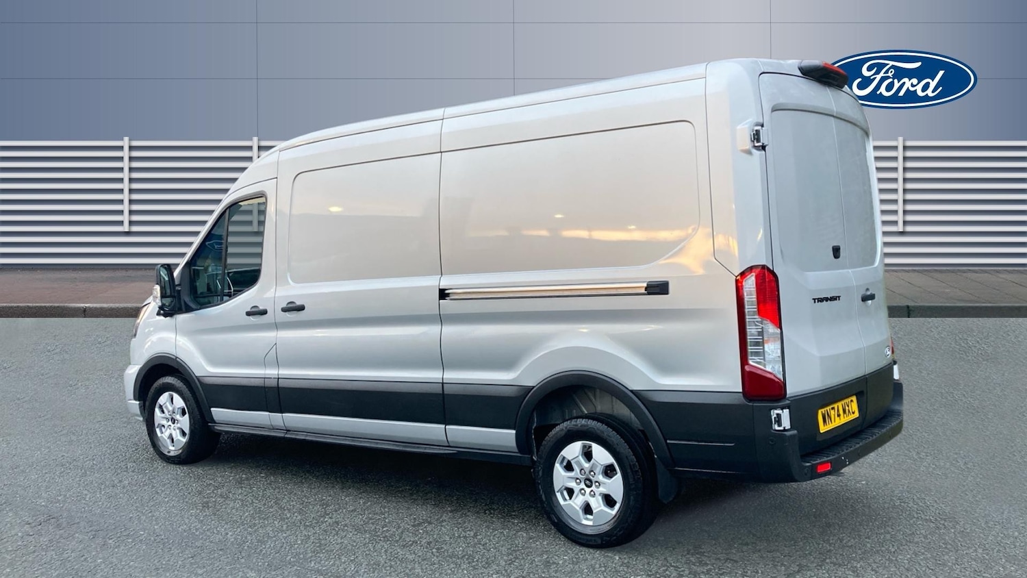 Used Ford Transit 2024 for sale - 77233932: Photo 2
