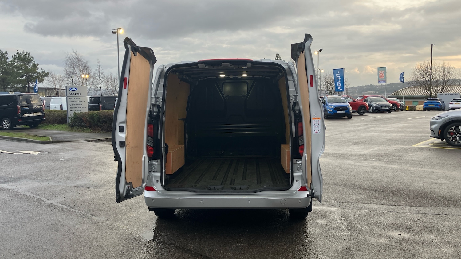 Used Ford Transit Custom 2024 for sale - 77159102: Photo 3