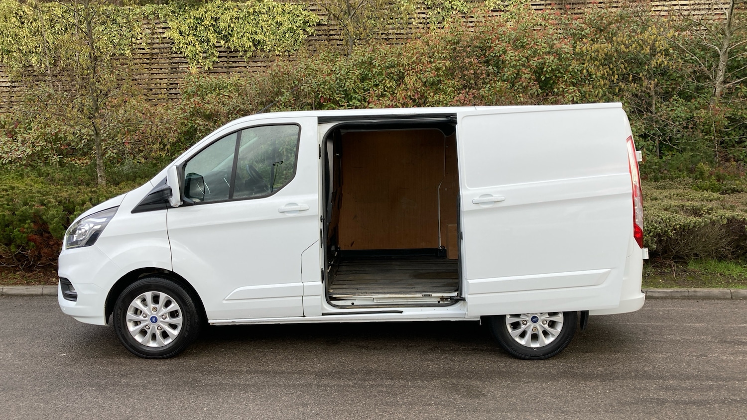 Used Ford Transit Custom 2021 for sale - 77651042: Photo 27