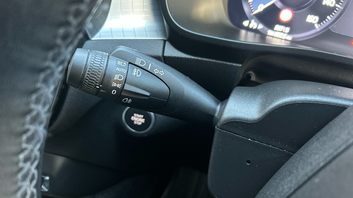 Used Volvo XC40 2022 for sale - 77578131: Photo 32