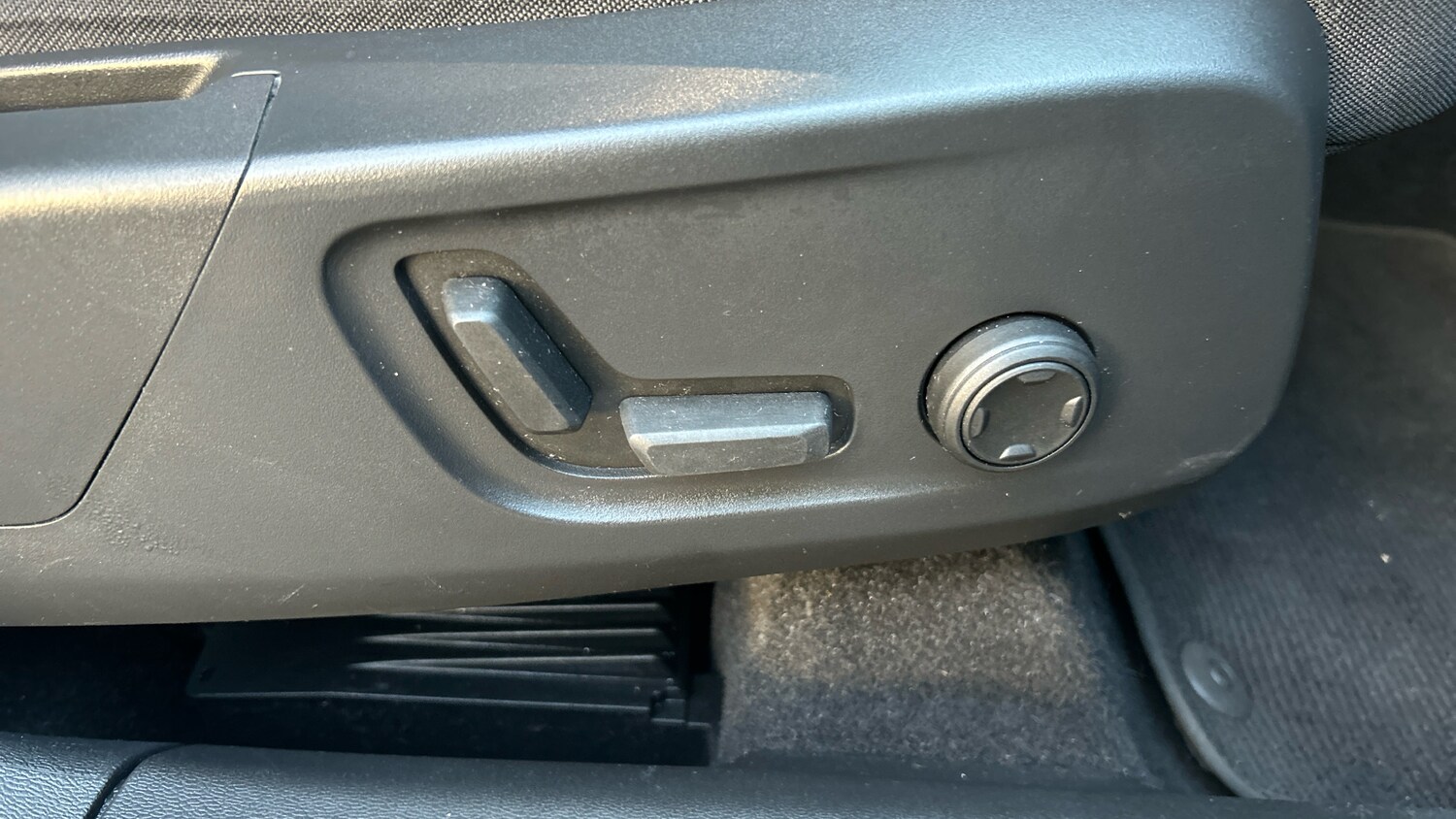 Used Volvo XC40 2022 for sale - 77578131: Photo 34