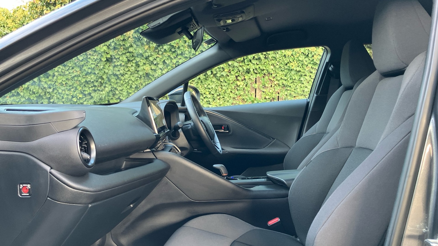 Used Toyota C-HR 2023 for sale - 76719179: Photo 10