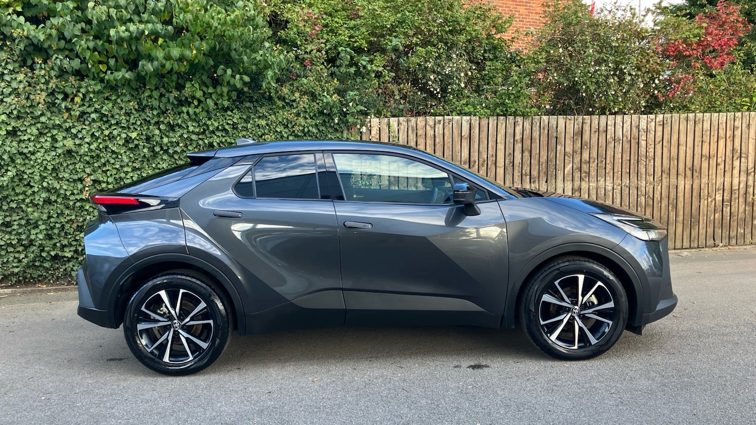 Used Toyota C-HR 2023 for sale - 76719179: Photo 16