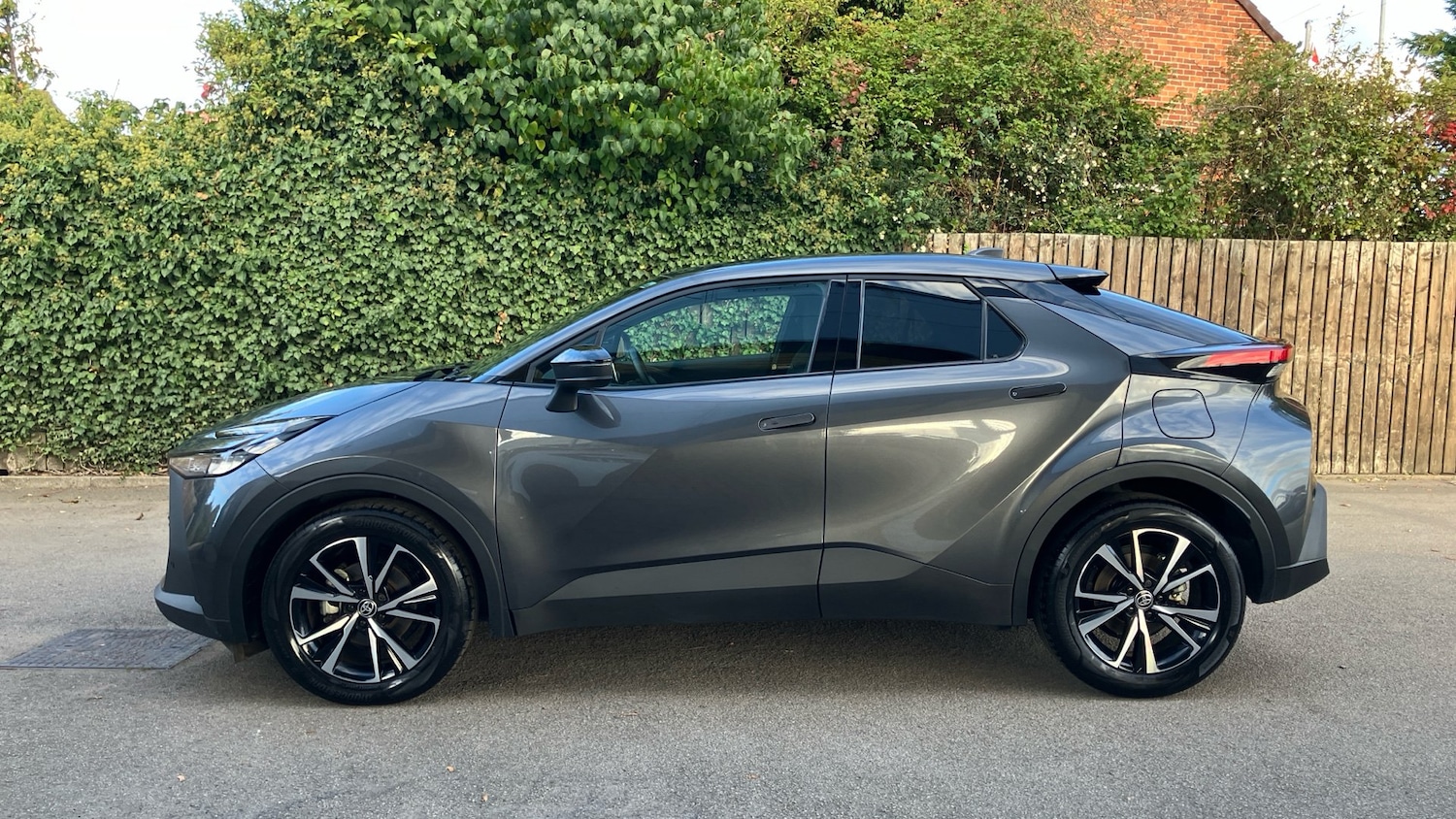 Used Toyota C-HR 2023 for sale - 76719179: Photo 17