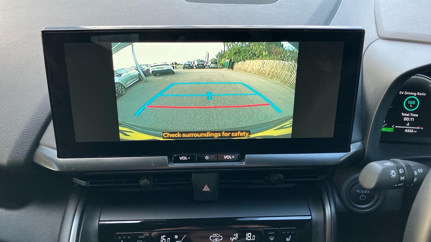 Used Toyota C-HR 2023 for sale - 76719179: Photo 27