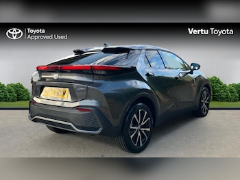 Used Toyota C-HR 2023 for sale - 76719179: Photo