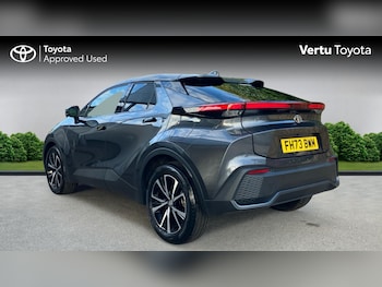 Used Toyota C-HR 2023 for sale - 76719179: Photo
