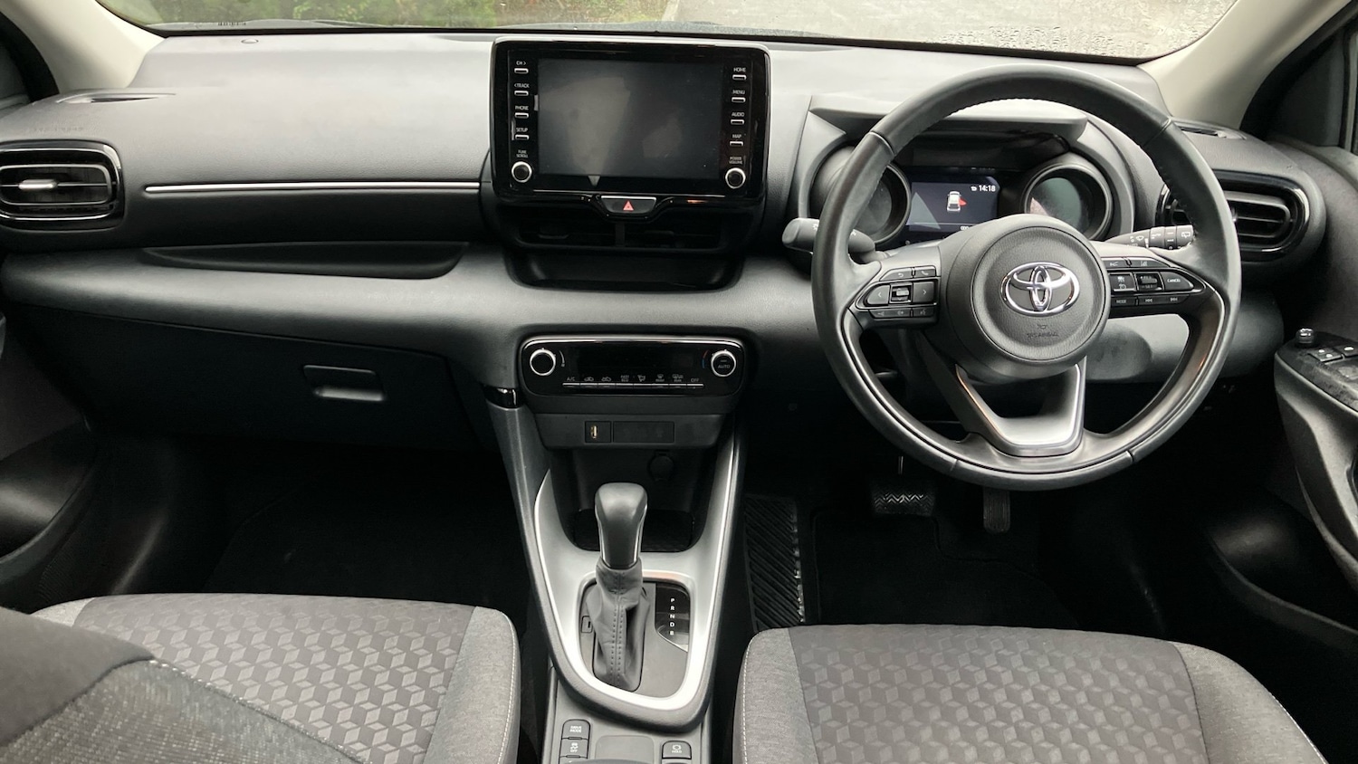 Used Toyota Yaris 2023 for sale - 77261322: Photo 10