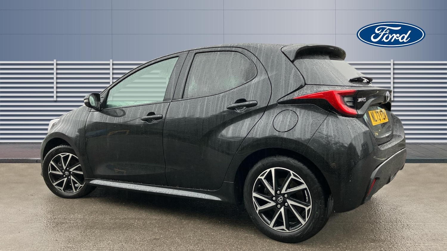 Used Toyota Yaris 2023 for sale - 77261322: Photo 2