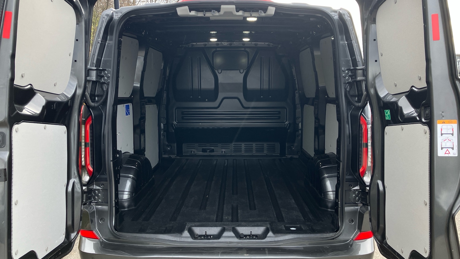 Used Ford Transit Custom 2025 for sale - 77848807: Photo 12