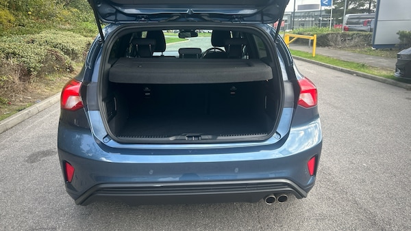 Used Ford Focus 2021 for sale - 76157700: Photo 4