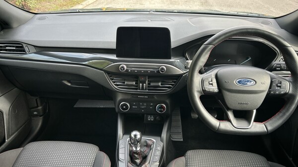 Used Ford Focus 2021 for sale - 76157700: Photo 9