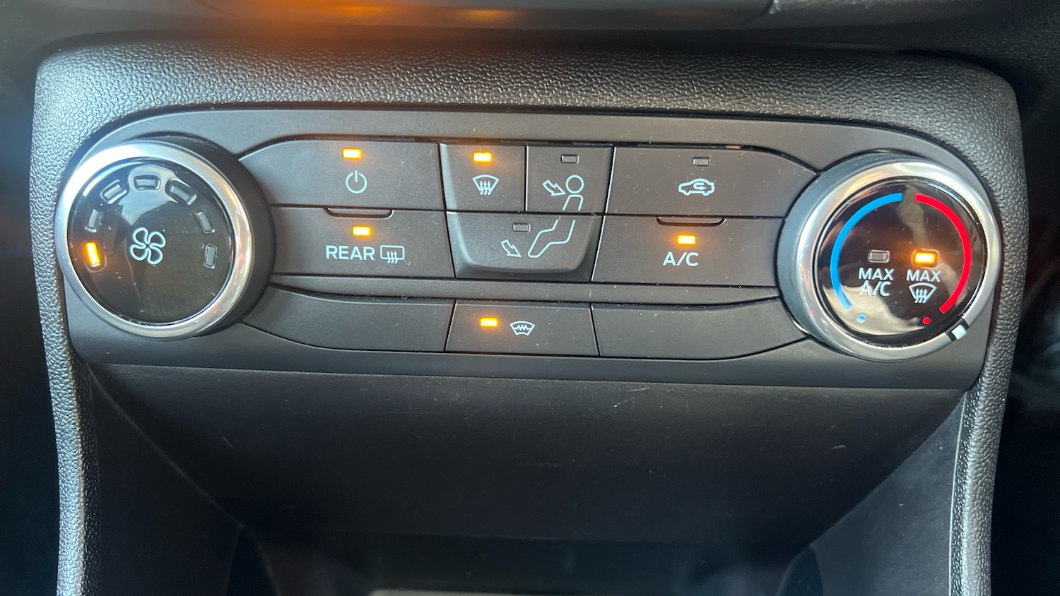 Used Ford Fiesta 2017 for sale - 77195160: Photo 29