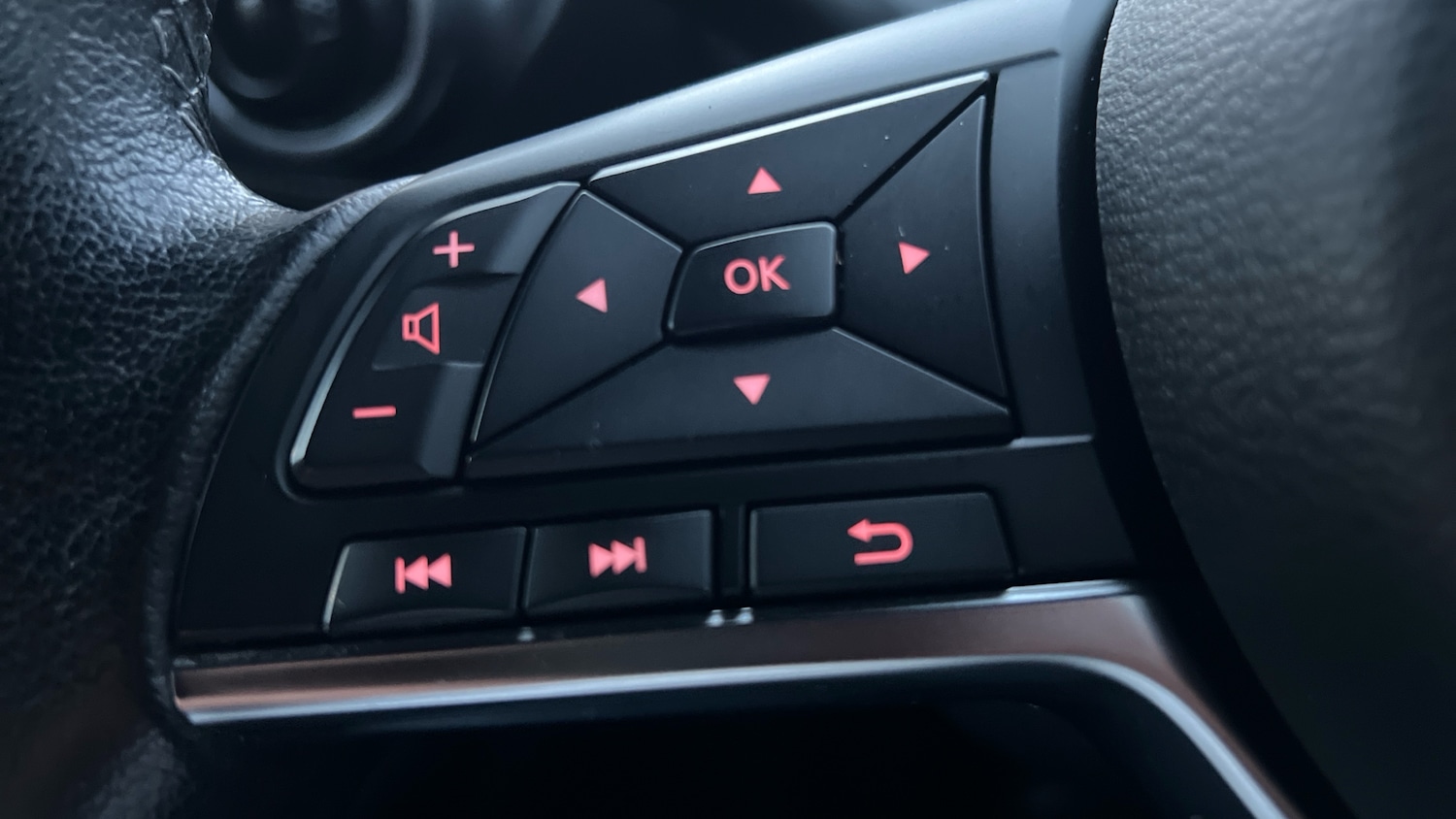 Used Nissan Juke 2023 for sale - 76662929: Photo 27