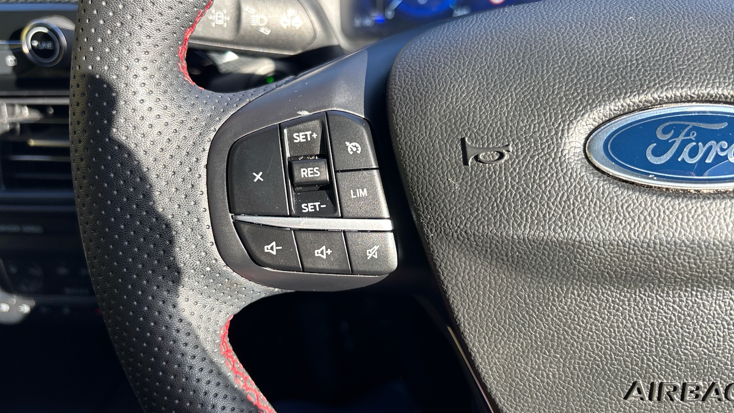 Used Ford Kuga 2023 for sale - 76352922: Photo 21