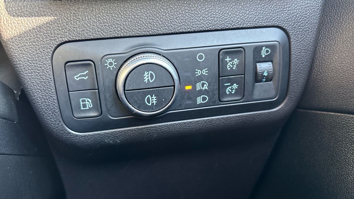 Used Ford Kuga 2023 for sale - 76352922: Photo 25
