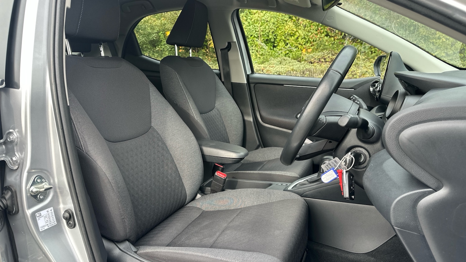Used Toyota Yaris 2022 for sale - 76374029: Photo 33