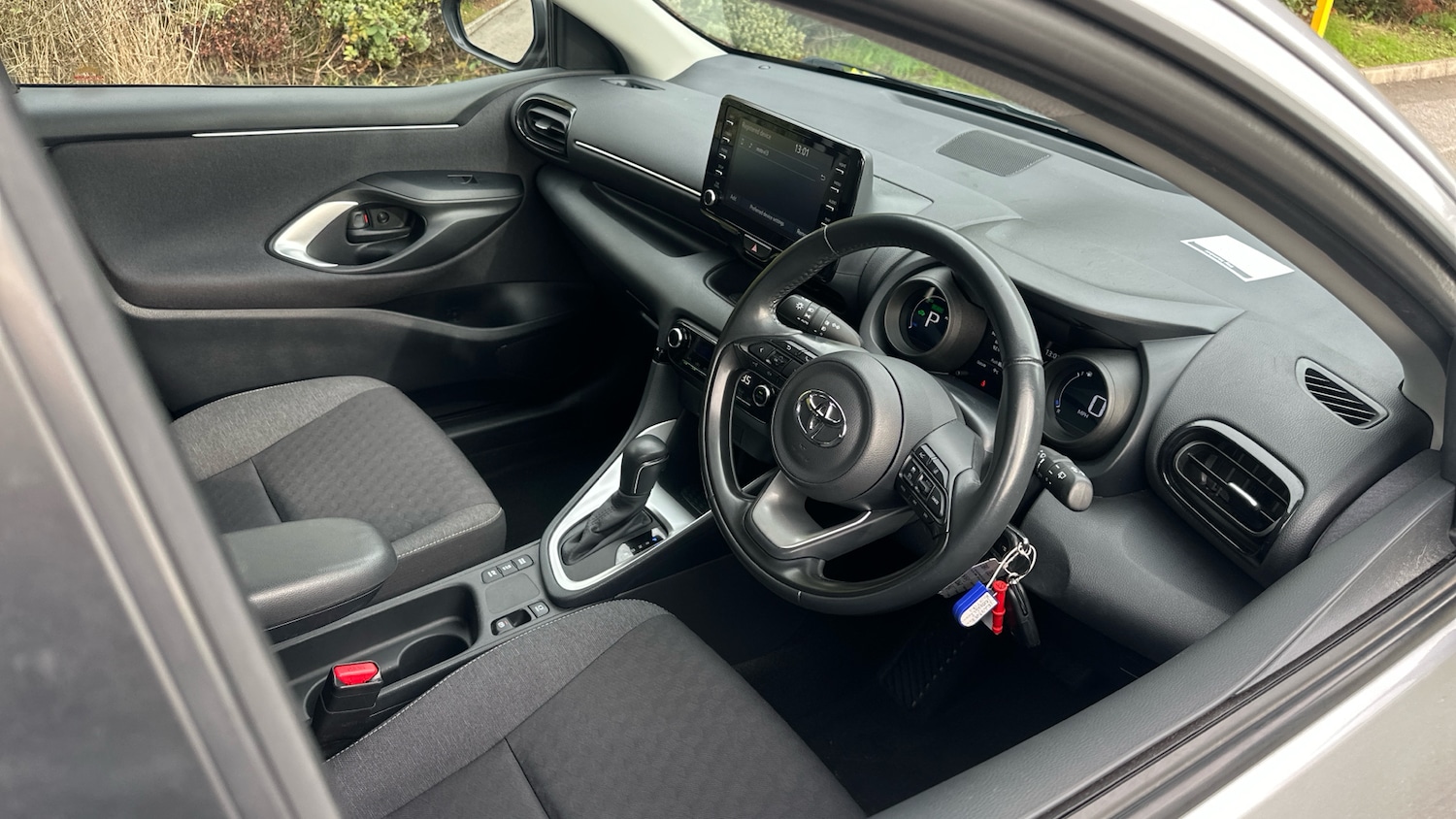 Used Toyota Yaris 2022 for sale - 76374029: Photo 34