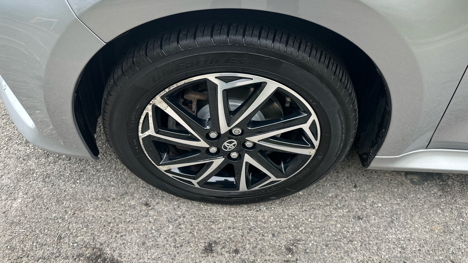 Used Toyota Yaris 2022 for sale - 76374029: Photo 36