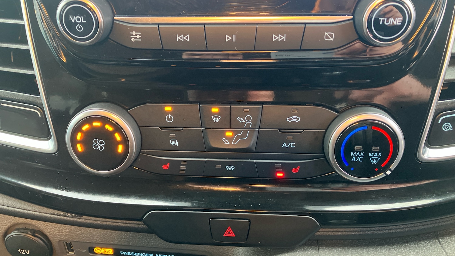 Used Ford Transit Custom 2023 for sale - 77365140: Photo 42