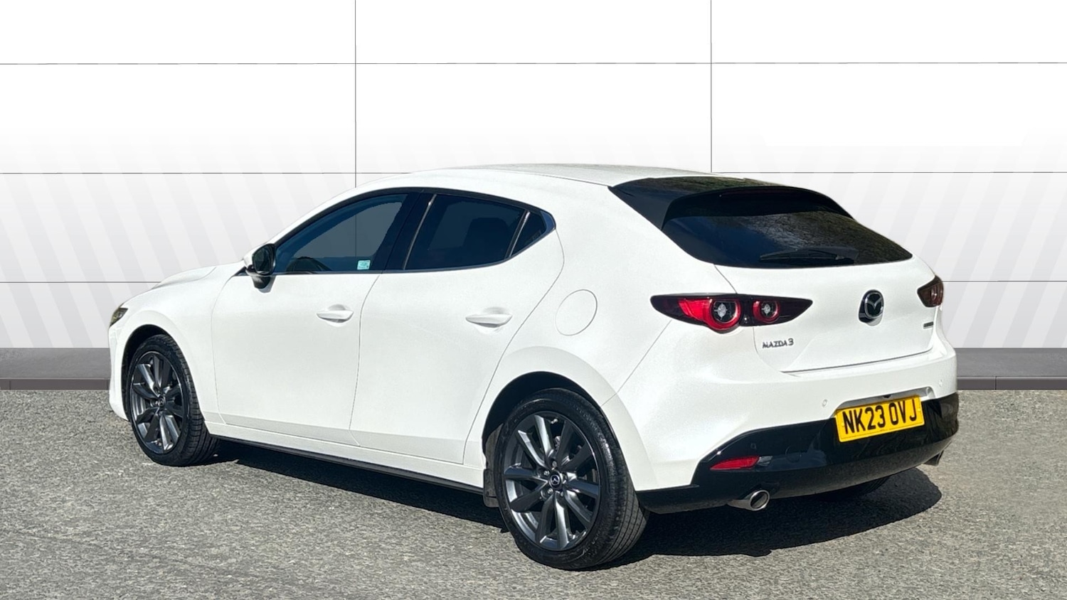 Used Mazda Mazda3 2023 for sale - 77848800: Photo 2