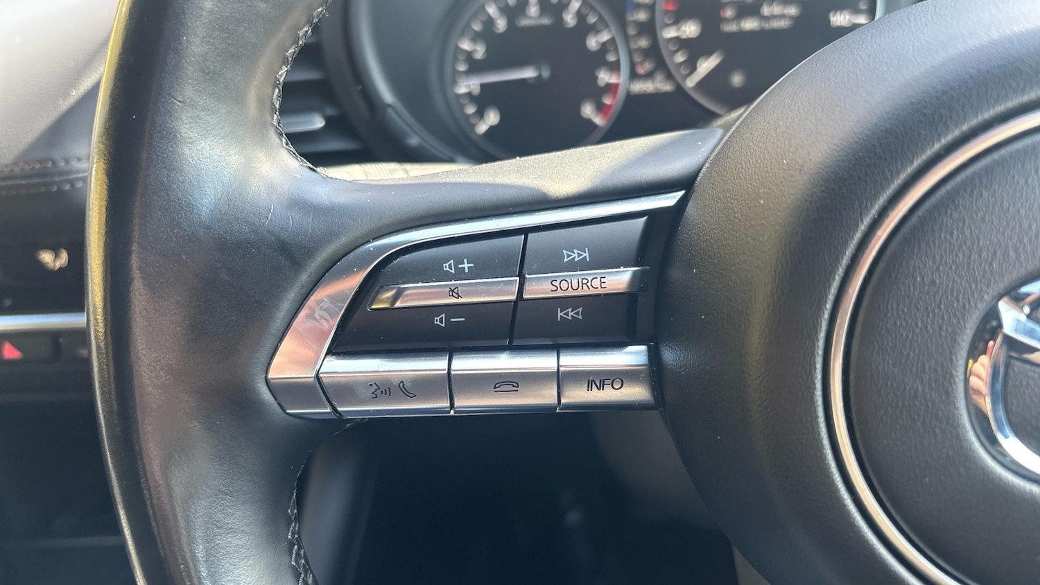 Used Mazda Mazda3 2023 for sale - 77848800: Photo 21