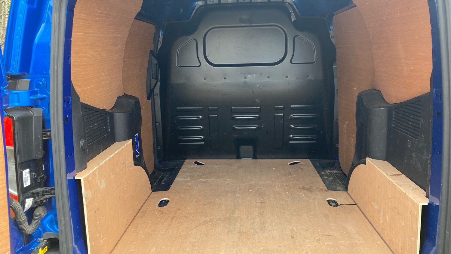 Used Ford Transit Courier 2024 for sale - 78090557: Photo 12