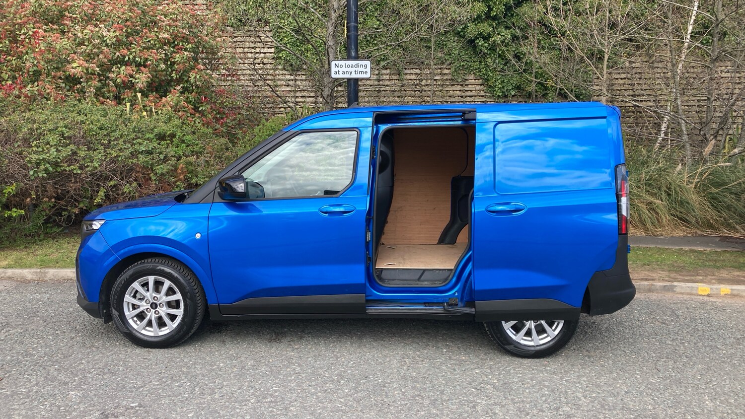 Used Ford Transit Courier 2024 for sale - 78090557: Photo 30