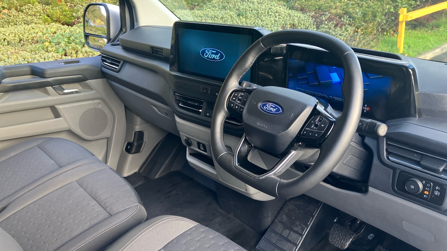 Used Ford Transit Custom 2025 for sale - 76649512: Photo 16