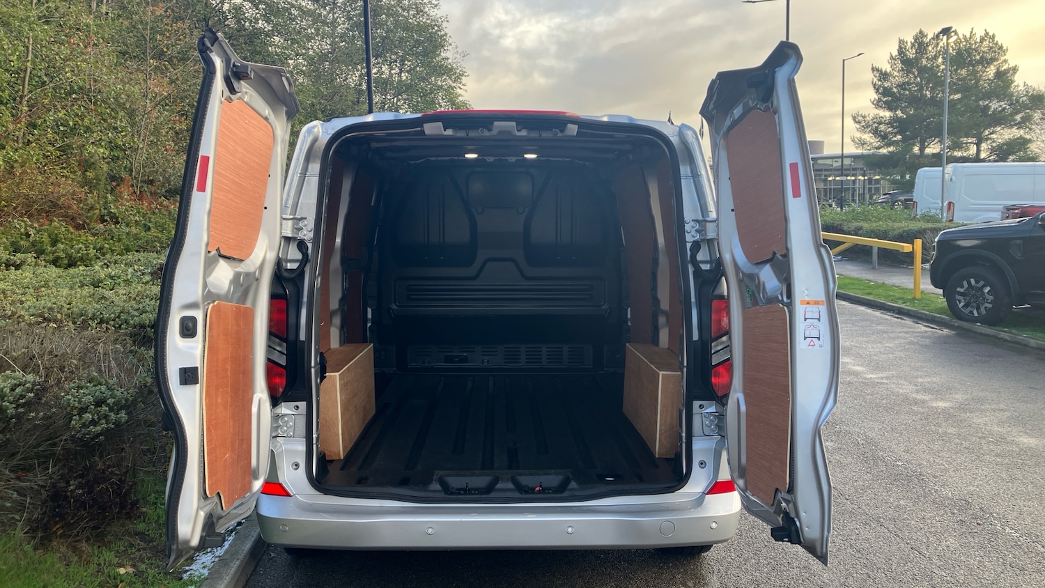 Used Ford Transit Custom 2025 for sale - 76649512: Photo 3