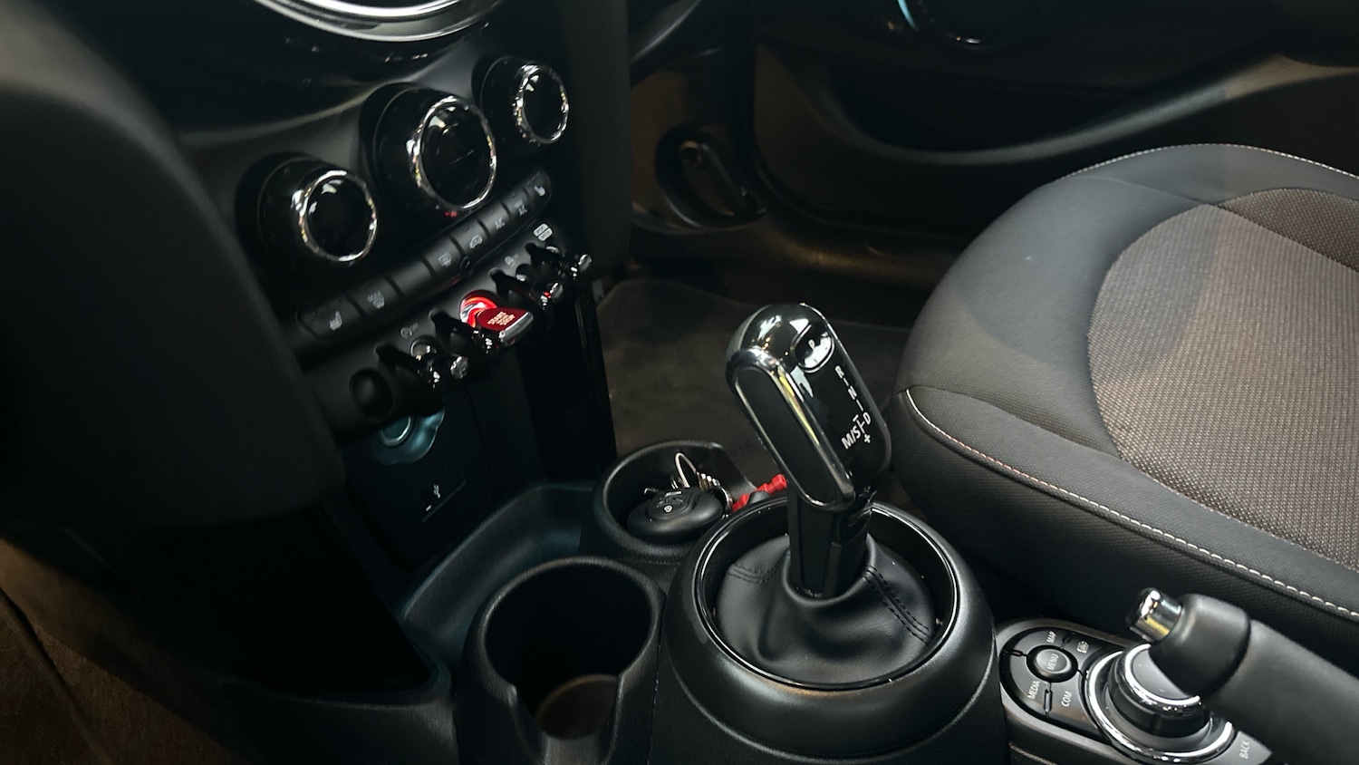 Used MINI Cooper 2023 for sale - 77310436: Photo 13