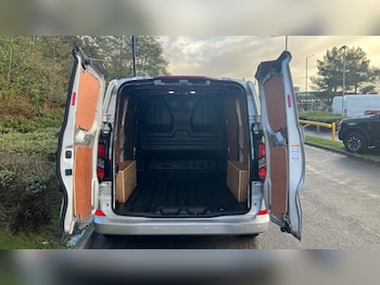 Used Ford Transit Custom 2025 for sale - 76829559: Photo