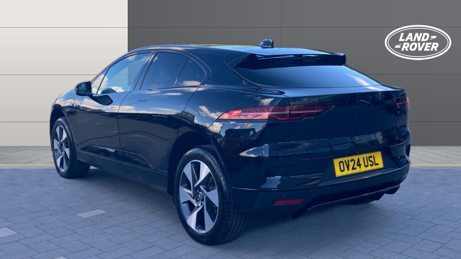 Used Jaguar I-Pace 2024 for sale - 76684762: Photo 2