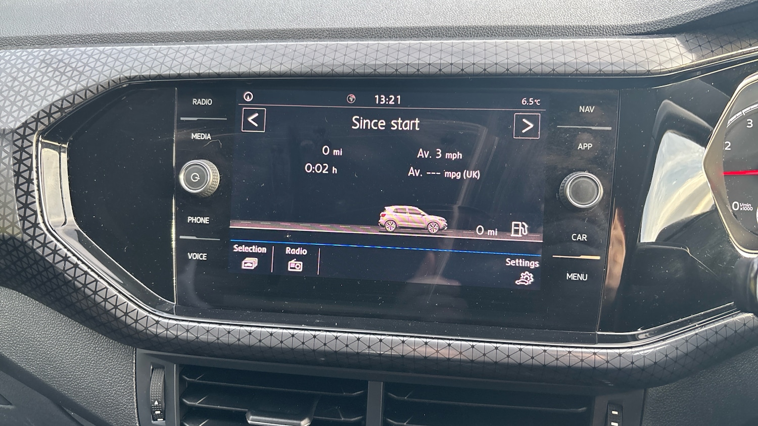 Used Volkswagen T-Cross 2019 for sale - 76853574: Photo 12